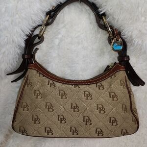 Dooney and Bourke purse